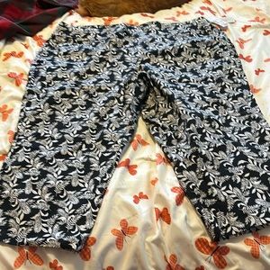 Capri brand new with tags size 20w